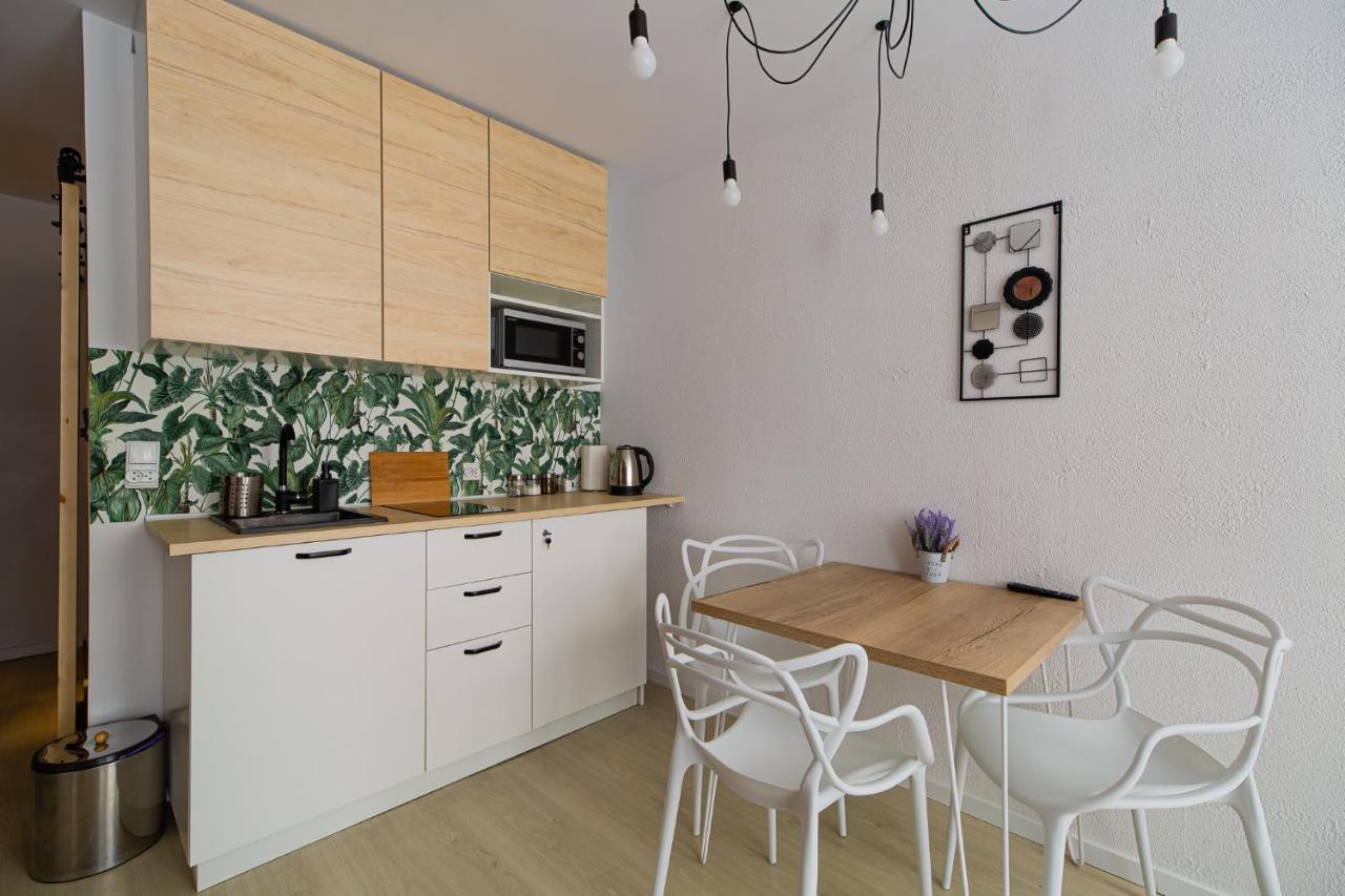 Apartamenty Prosta - Podmurna Thorn Exterior foto